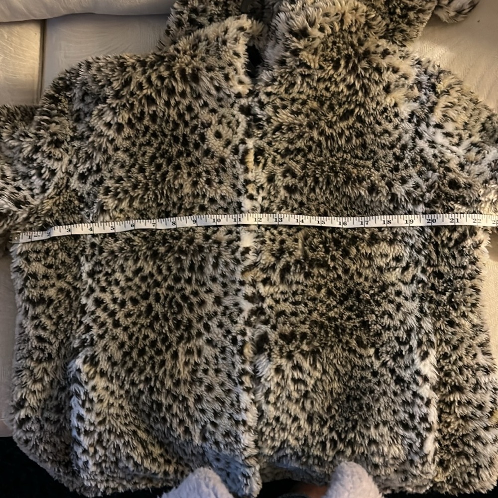 Leopard faux fur hooded jacket - Picture 9 of 9